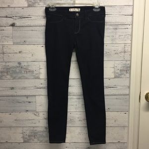 Hollister dark wash low-rise jean jegging